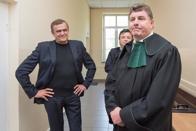 Roman Karkosik (L) w toruńskim sądzie. Fot. Łukasz Piecyk /Reporter