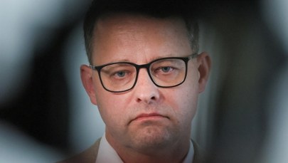 Romanowski pyta o koszty jego poszukiwań. Szef MSWiA komentuje