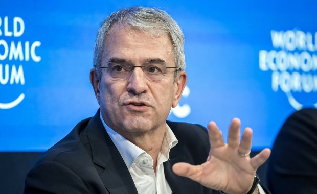 Romans i nagły przewrót u światowego giganta. Prezes zwolniony