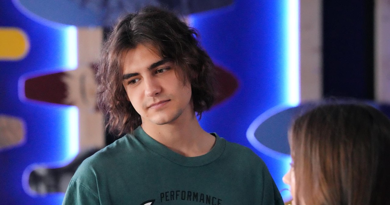 Romeo (Jacek Tyszkiewicz) chce zostać w Polsce /Źródło: AIM