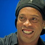 Ronaldinho wziął udział w więziennym turnieju piłkarskim i błyszczał na boisku