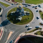 Rondo bez znaku A7 to pułapka na kierowców. Wpadają i muszą płacić