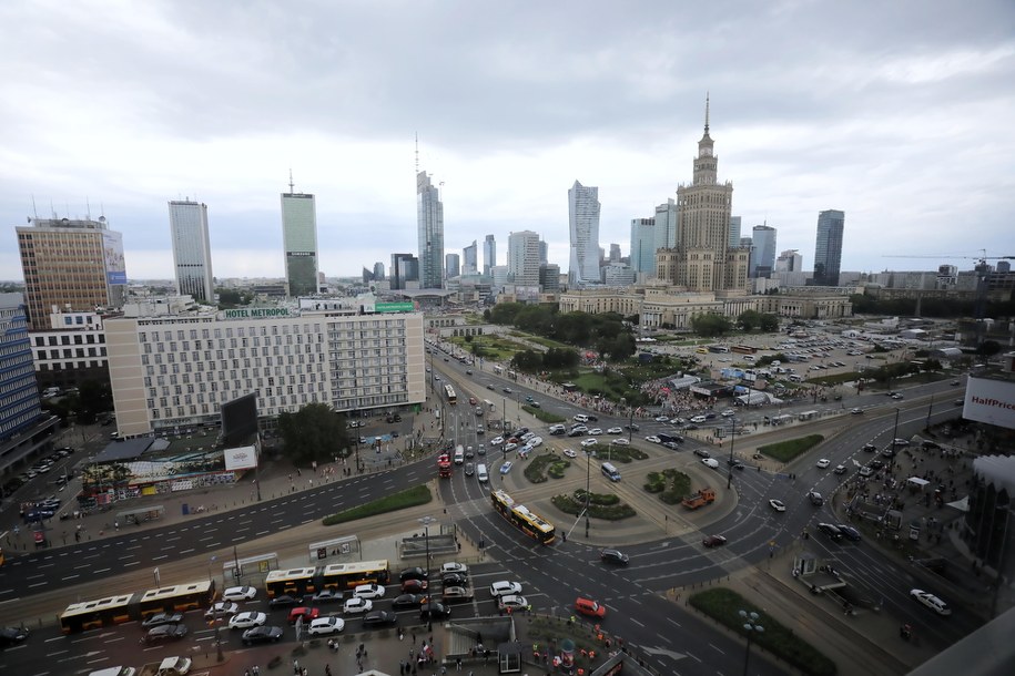 Rondo Dmowskiego w Warszawie /Wojciech Olkusnik  /PAP