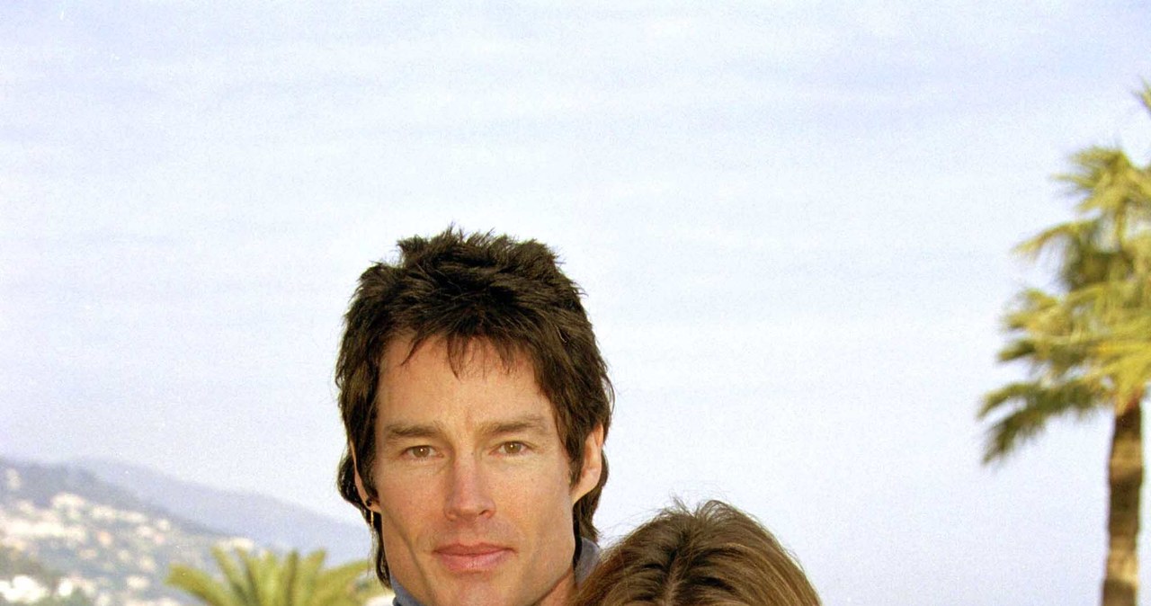 Ronn Moss i Hunter Tylo na planie "Mody na sukces" pozwolili sobie na prawdziwe pocałunki / Toni Anne Barson Archive/WireImage /Getty Images