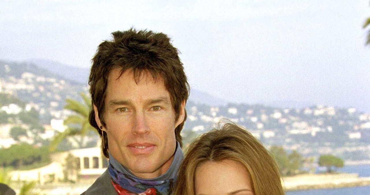 Ronn Moss z serialową koleżanką, za czasów kręcenia "Mody na sukces" /Toni Anne Barson Archive /Getty Images