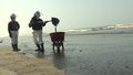 Ropa zalewa plaże w Limie
