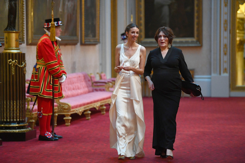 Rose Hanbury w Pałacu Buckingham /Victoria Jones/Press Association /East News