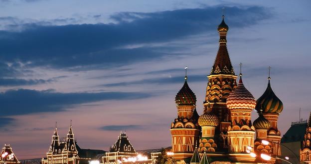Rosja: Gwałtowny spadek dochodów z ropy i gazu /&copy;123RF/PICSEL