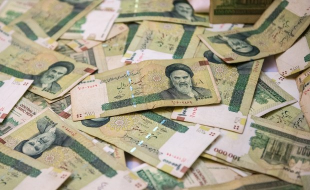Rosja i Iran integrują systemy bankowe