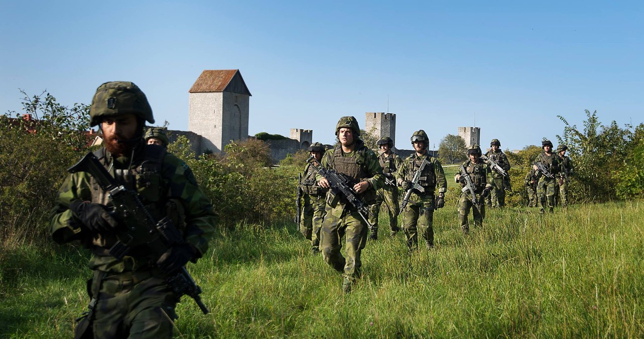 "Rosja może chcieć przejąć kontrolę nad Gotlandią". W poniedziałek Szwecja wystąpi z wnioskiem do NATO