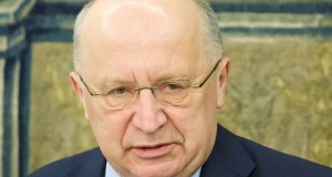 "Rosja może zaatakować w przyszłym roku". Komisarz UE chce Rady z udziałem Polski