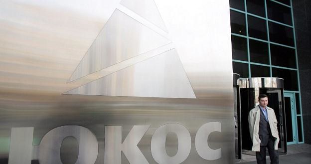 Rosja musi wypłacić odszkodowania byłym akcjonariuszom koncernu naftowego Jukos /AFP