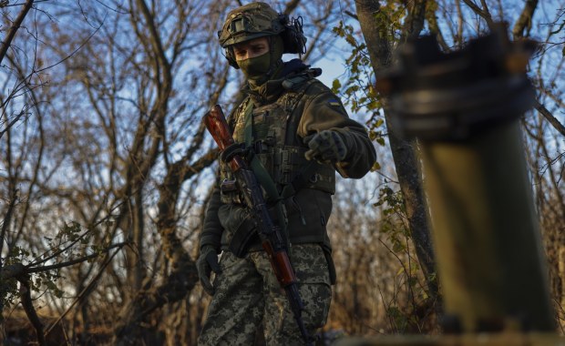 Rosja próbuje sprowadzać z Turcji wyposażenie wojskowe [ZAPIS RELACJI]