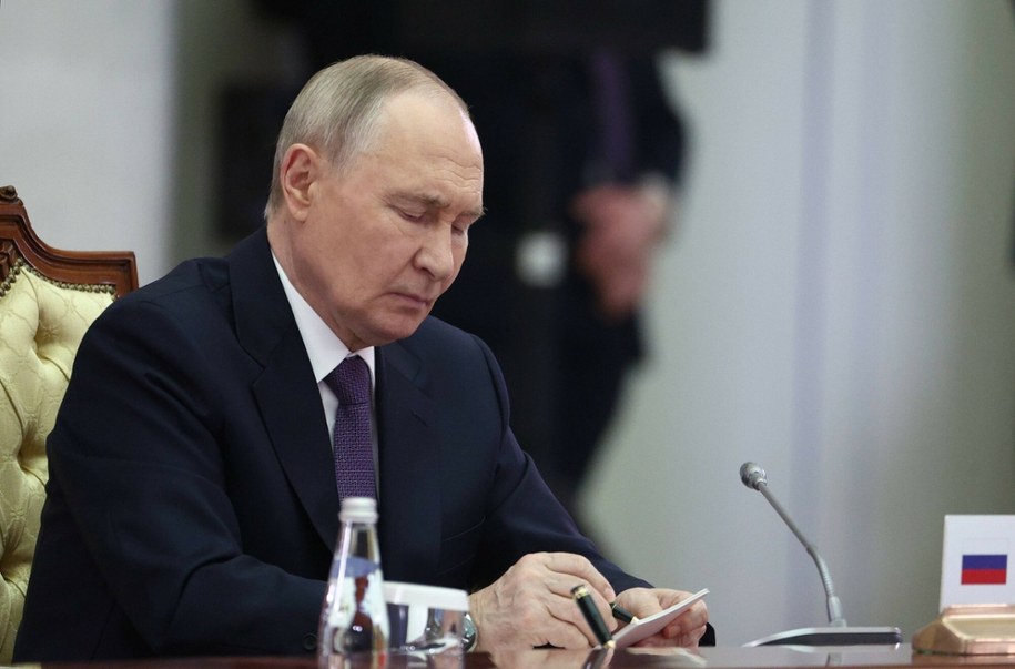 Rosja przejmuje oddziały polskiej spółki Canpack i duńskiego Rockwoola. Putin podpisał dekret /IMAGO/Sergey Bulkin/Imago Stock and People/East News /East News