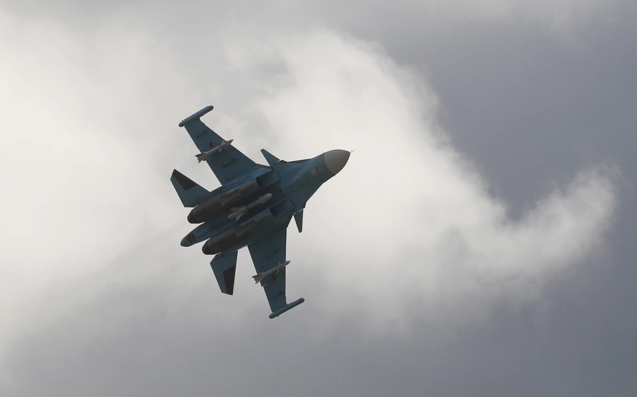 Rosja: Śmigłowiec i Su-34 runęły przy granicy z Ukrainą. Zostały zestrzelone? 