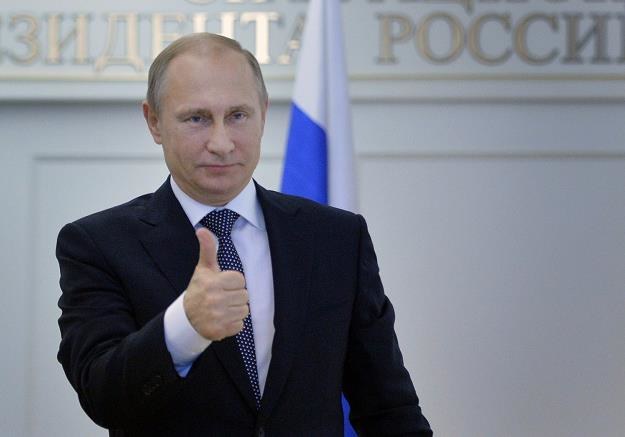 Rosja to nowoczesny kraj, a spadek wartości rubla jest właściwie korzystny - twierdzi Putin /AFP