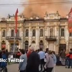Rosja: W centrum Irkucka płonie historyczny budynek