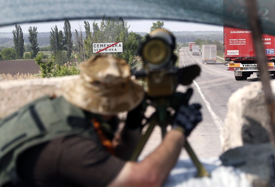 Rosja wezwała Ukrainę do natychmiastowego zaprzestania "operacji pacyfikacyjnej" /EPA/MAXIM SHIPENKOV /PAP/EPA