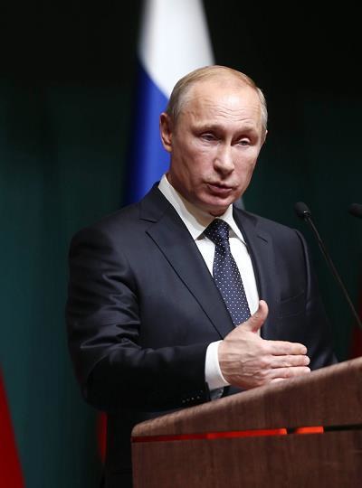 Rosja Władimira Putina jest już prawie na dnie... /AFP