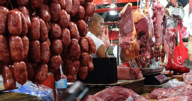 Rosja wstrzyma 10 grudnia import niektórych produktów mięsnych z Niemiec /AFP