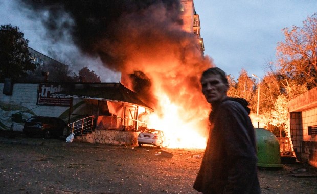 Rosja zabija dzieci i przyszłość. Kolejne ciała wydobyte spod gruzów w Kijowie