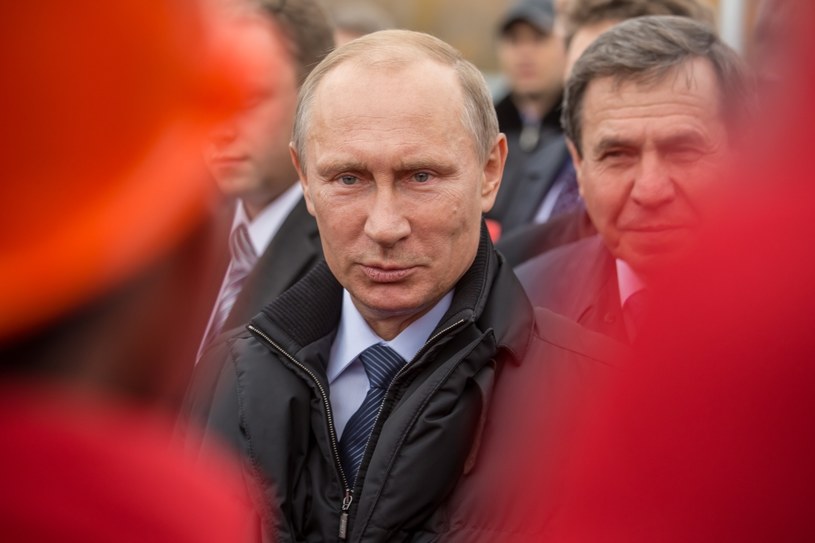Rosja "zezwoli" zagranicznym kontrahentom z "nieprzyjaznych państw" zapłacić za gaz w walutach. Na zdj. Władimir Putin /123RF/PICSEL
