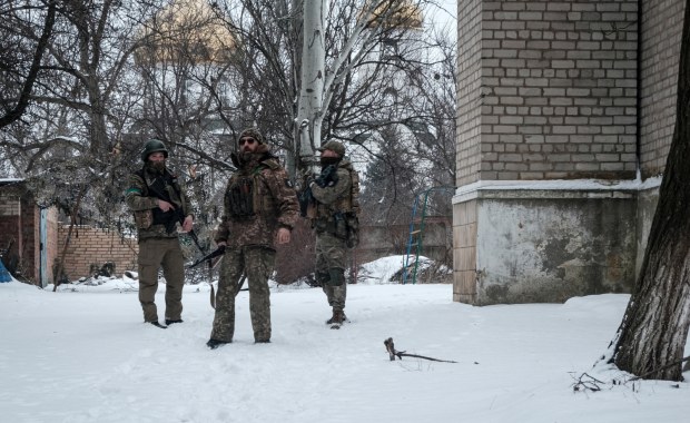 Rosja zgromadziła setki samolotów i śmigłowców przy granicy z Ukrainą [ZAPIS RELACJI]