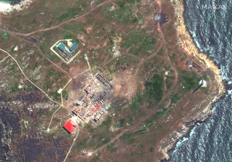 Rosjanie chcą umocnić pozycje na Wyspie Węży /Satellite image /East News