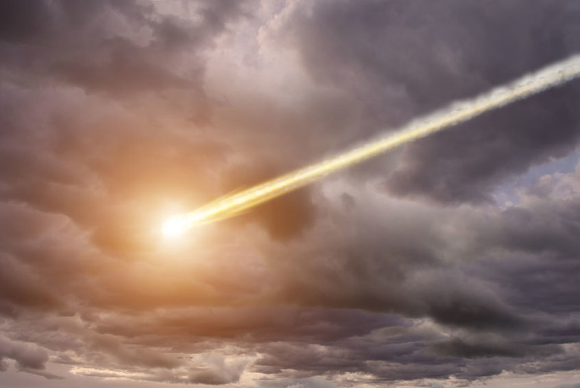 Rosjanie chcą zniszczyć asteroidy potencjalnie zagrażające Ziemi przy pomocy ładunków jądrowych /123RF/PICSEL