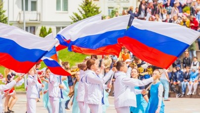 ​Rosjanie i Białorusini wracają do rywalizacji. Kolejna federacja sportowa zdjęła zakaz