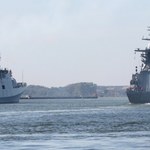 Rosjanie i Chińczycy rozpoczęli manewry morskie