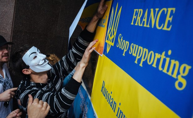 Rosjanie już szkolą się na francuskich Mistralach 