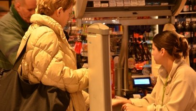 Rosjanie na zakupach w Polsce. Masowo wykupują mięso, wędliny i nabiał 