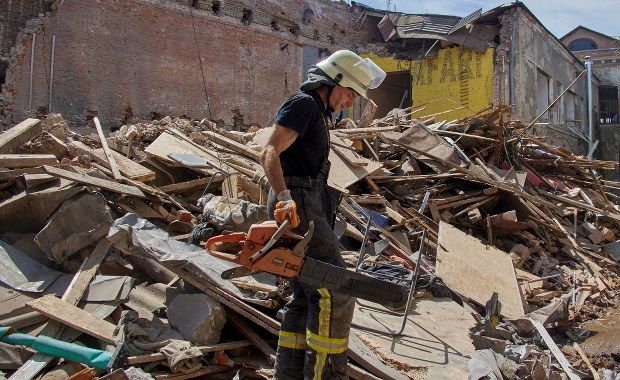 Rosjanie ostrzelali ukraiński obóz jeniecki. Dziesiątki zabitych [RELACJA]