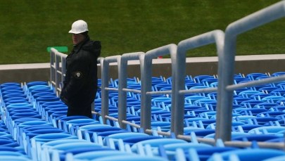 Rosjanie oszczędzają murawę w Petersburgu. To kolejny problem nowego stadionu