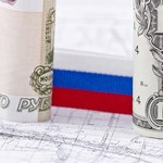 Rosjanie pozbywają się rubla - kupują euro i dolary