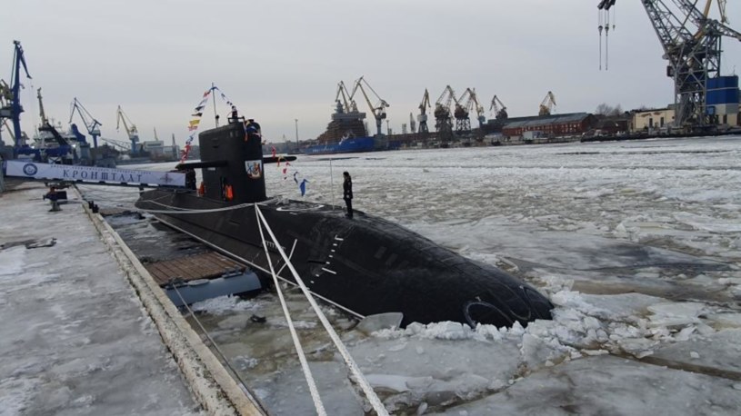 Rosjanie wprowadzili "nowy" okręt podwodny. Powstawał prawie dwie dekady /@MeridionaliAura /Twitter