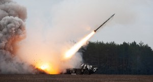 Rosjanie zaatakowali Oriesznikiem. Pocisk spadł blisko granicy z Polską