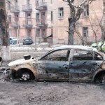 Mariupol Rosjanie zacierają ślady zbrodni w Mariupolu. Dowody ze zdjęć satelitarnych