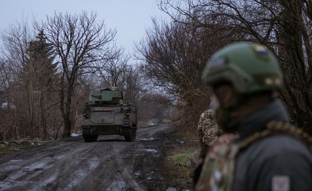 Rosjanie zawiesili flagi w Wuhłedarze. Ukraina traci kolejną miejscowość w Donbasie