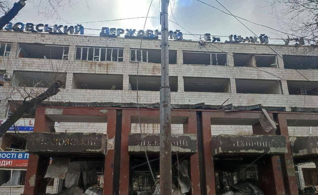 Rosjanie zbombardowali szkołę w Mariupolu, gdzie schroniło się 400 osób