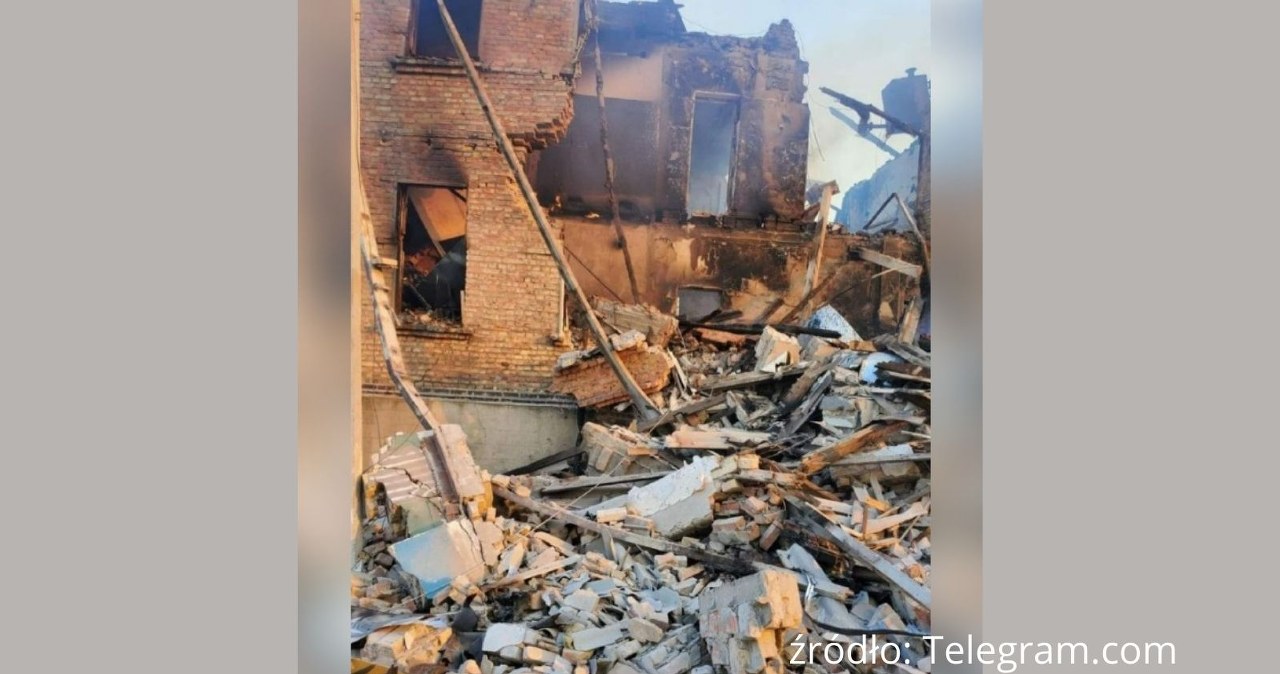 Rosjanie zrzucili bombę na szkołę. 60 osób nie żyje