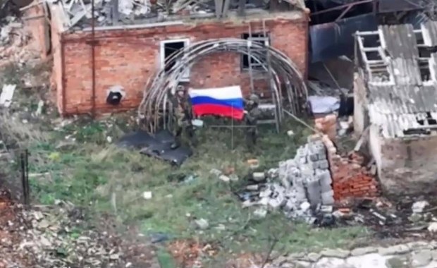 Rosjanie zyskują przewagę na froncie. Największe postępy od roku