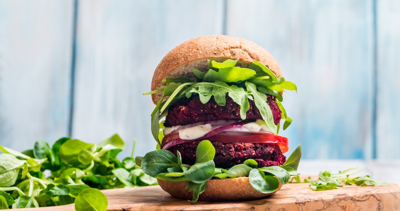 Roślinny burger powinien zmienić nazwę i nie wprowadzać w błąd - apeluje branża mięsna /123RF/PICSEL