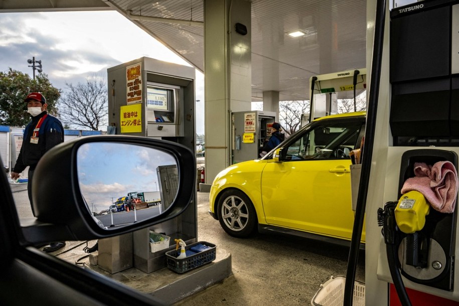 Rosną ceny paliw. W Japonii osiągnęły poziom nienotowany od 1990 roku /PHILIP FONG/AFP/East News /East News