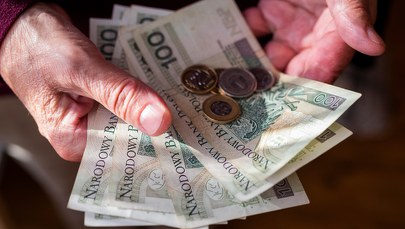 Rosną długi Polaków. Problemy ze spłatą m.in. alimentów