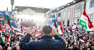 Rosną emocje na Węgrzech. Fidesz chce zwalczać "oszustwa wyborcze" i powołuje "Centrum Demokracji"