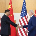 Rosną napięcia między USA a Chinami. Biden odcina Pekinowi dostęp do technologii