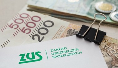 Rosną składki ZUS w 2025 roku. Z pensji minimalnej do ZUS trafi ponad 19 tys. zł