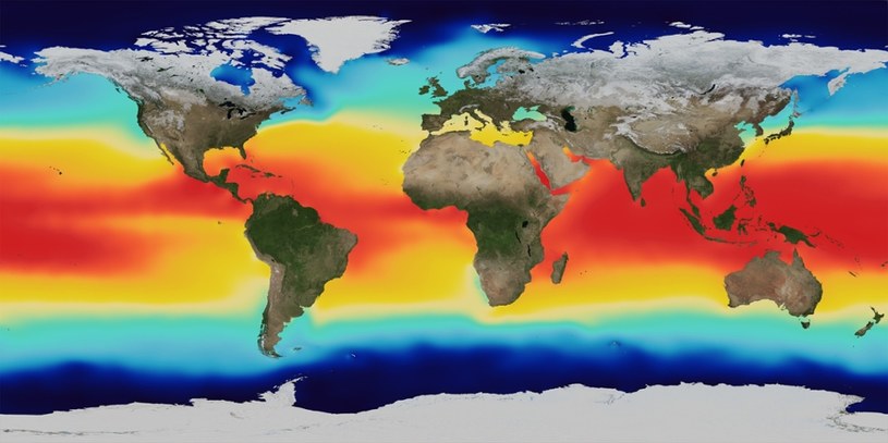 Rosnąca temperatura ma zmienić kolor oceanów /materiały prasowe